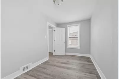 917 S 9th St, Milwaukee, WI 53204 - Photo 13