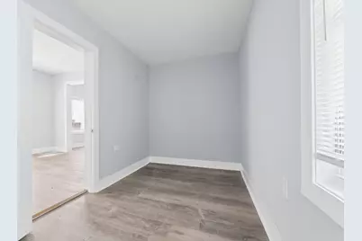 917 S 9th St, Milwaukee, WI 53204 - Photo 11