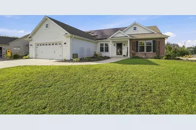 200  Stonefield Dr, Johnson Creek, WI 53038 - Photo 3