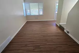 3777 S 24th St, Milwaukee, WI 53221 - Photo 15