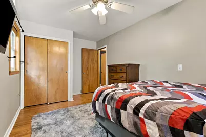 915 N 9th St, Manitowoc, WI 54220 - Photo 11