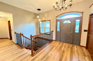S77W18475 Janesville Rd, Muskego, WI 53150 - Photo 5