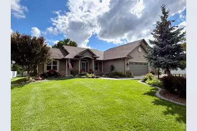 S77W18475  Janesville Rd, Muskego, WI 53150 - Photo 1