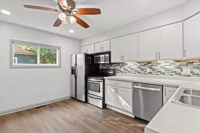 2145 S Aldrich St, Milwaukee, WI 53207 - Photo 9