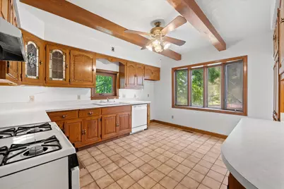 143 E Luther Ave, Oconomowoc, WI 53066 - Photo 11