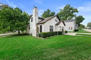 143 E Luther Ave, Oconomowoc, WI 53066 - Photo 29