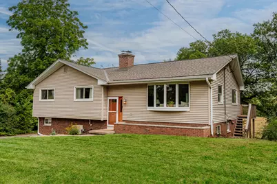 228 N Sawyer Rd, Summit, WI 53066 - Photo 3