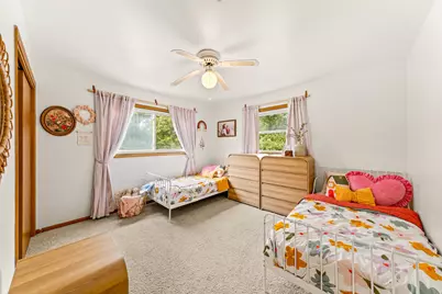 228 N Sawyer Rd, Summit, WI 53066 - Photo 15