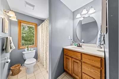228 N Sawyer Rd, Summit, WI 53066 - Photo 17