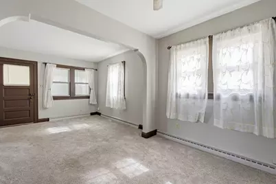 5953 S Phillips St, Greenfield, WI 53221 - Photo 5