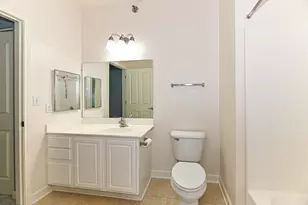 4120 S Lake Dr, Saint Francis, WI 53235 - Photo 17