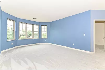 4120 S Lake Dr #C355, Saint Francis, WI 53235 - Photo 5