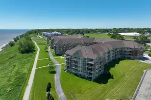 4120 S Lake Dr, Saint Francis, WI 53235 - Photo 1