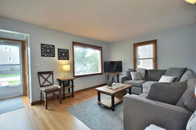 202 E Norwich St, Milwaukee, WI 53207 - Photo 5