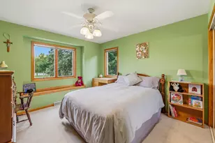 5337 Bluebell Ct, Sheboygan, WI 53083 - Photo 11