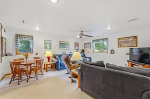 5337 Bluebell Ct, Sheboygan, WI 53083 - Photo 15