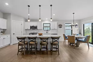 307 Evan Dr, Lake Geneva, WI 53147 - Photo 5