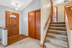 9329 W Fairlane Ct, Milwaukee, WI 53224 - Photo 5