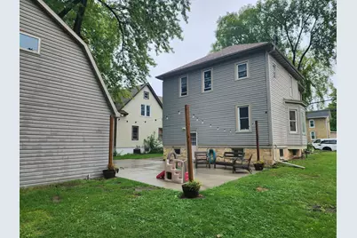 706 S 9th St, Watertown, WI 53094 - Photo 5