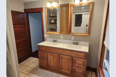 706 S 9th St, Watertown, WI 53094 - Photo 27