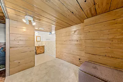 1376  Aldoro Dr, Waukesha, WI 53188 - Photo 25