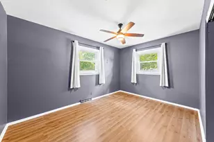 1376 Aldoro Dr, Waukesha, WI 53188 - Photo 19