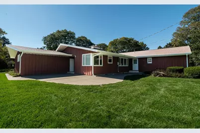 2240 W Greenwood Rd, Glendale, WI 53209 - Photo 39