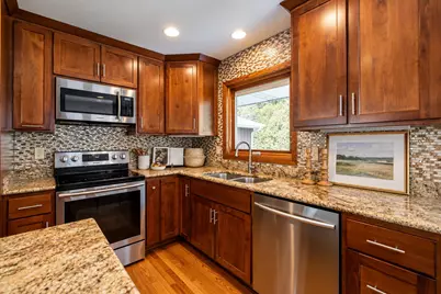 2240 W Greenwood Rd, Glendale, WI 53209 - Photo 7