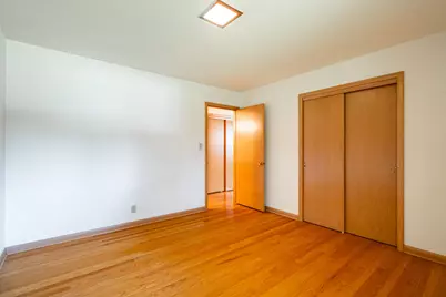 2240 W Greenwood Rd, Glendale, WI 53209 - Photo 31