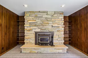 685 Oak Dr, Jefferson, WI 53549 - Photo 19