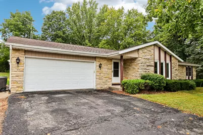 685  Oak Dr, Jefferson, WI 53549 - Photo 39