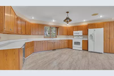 15522  Mineral Springs Rd, Meeme, WI 53063 - Photo 7