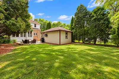 6602 W Hadley St, Milwaukee, WI 53210 - Photo 35