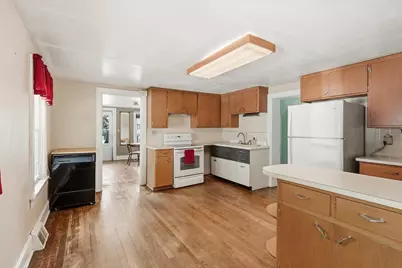 634 E North St, Waukesha, WI 53188 - Photo 5