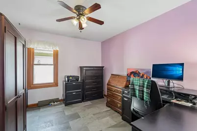 915 S 91st St, West Allis, WI 53214 - Photo 21