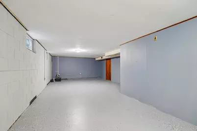 915 S 91st St, West Allis, WI 53214 - Photo 27
