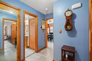 915 S 91st St, West Allis, WI 53214 - Photo 23