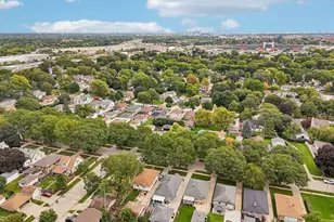 915 S 91st St, West Allis, WI 53214 - Photo 39