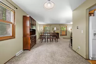 N10W27463 Rolling Ridge Ct, Pewaukee, WI 53188 - Photo 21