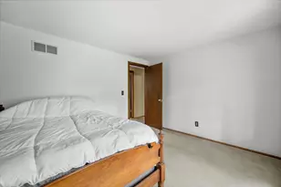 N10W27463 Rolling Ridge Ct, Pewaukee, WI 53188 - Photo 41