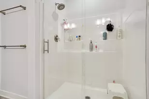 135 Phantom Lk Ct, Mukwonago, WI 53149 - Photo 17