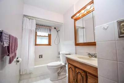 3010 S 96th St, West Allis, WI 53227 - Photo 13