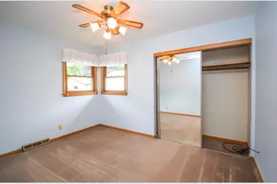 3010 S 96th St, West Allis, WI 53227 - Photo 19