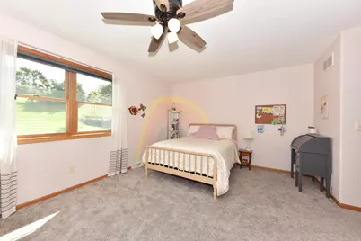 3006  Old Oak Rd, Hartford, WI 53027 - Photo 23
