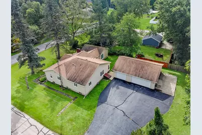 N1409 N Hillside Blvd, Bloomfield, WI 53128 - Photo 3