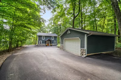 3951  Oak Ave, Polk, WI 53095 - Photo 3