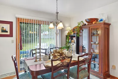 399  Willow Grove Dr #397, Pewaukee, WI 53072 - Photo 5