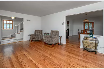 6041 N Santa Monica Blvd, Whitefish Bay, WI 53217 - Photo 5