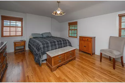 6041 N Santa Monica Blvd, Whitefish Bay, WI 53217 - Photo 17