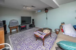 6041 N Santa Monica Blvd, Whitefish Bay, WI 53217 - Photo 35